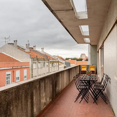 Joivy Vintage Flat With Terrace Lisboa